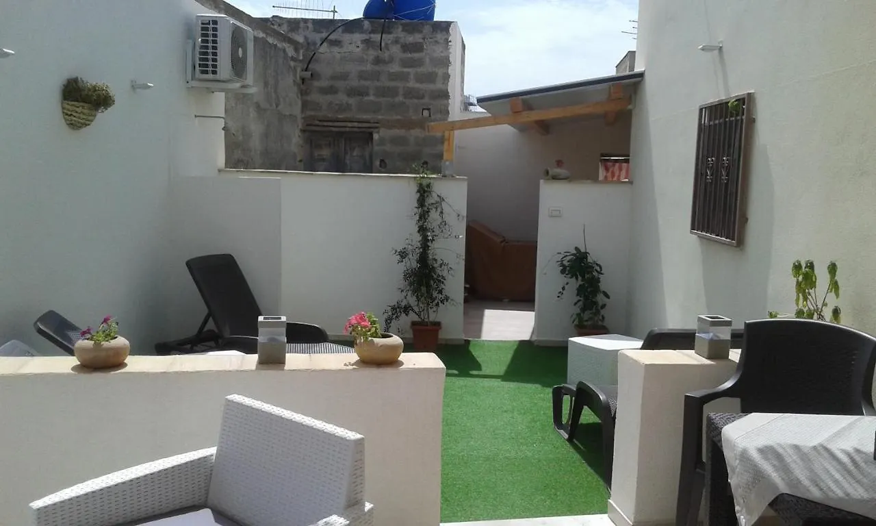 Sat Appartamenti Locazioni Turistiche Brevi-G&P Holiday Home Trapani Apartamento