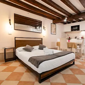 fenix-colombina.hotelinveneto.com/