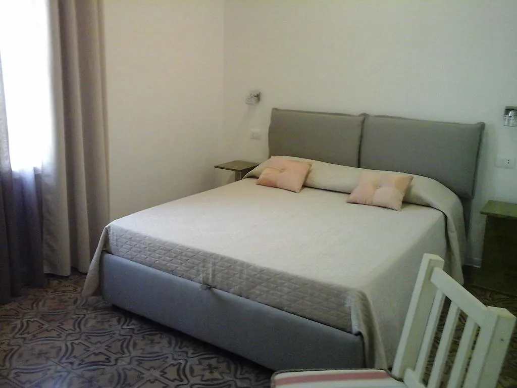 Apartament Sat Appartamenti Locazioni Turistiche Brevi-G&P Holiday Home Trapani Włochy